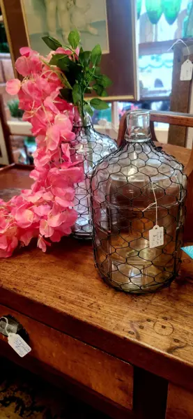 Carson Collectibles and Antiques, an antique store in Charleston, SC