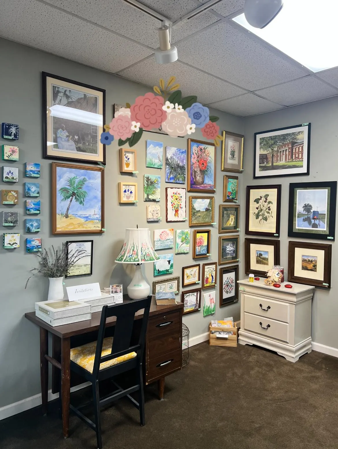 Charleston antiques - Elephant Ear Gallery (Artisan Gift Market) Elephant Ear Gallery (Artisan Gift Market), an antique mall in Charleston, SC