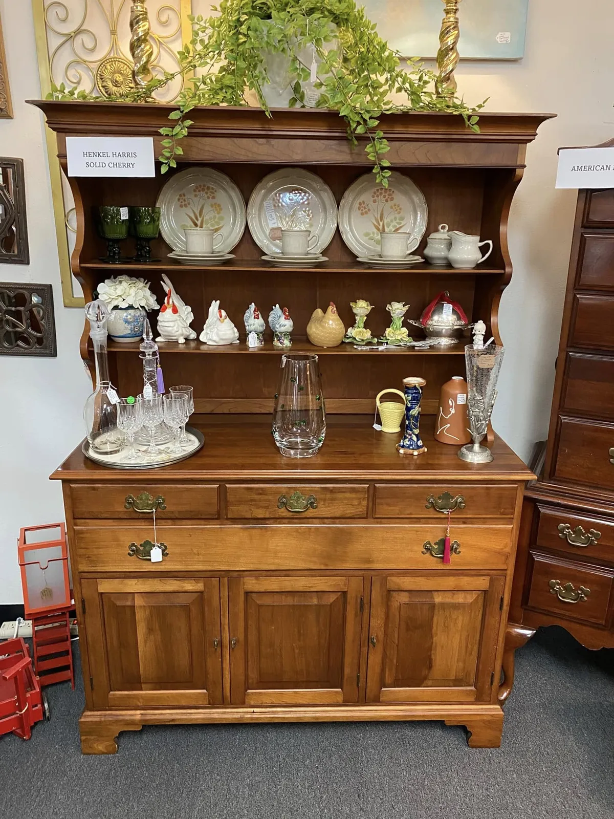 Lexington Antiques & Home Decor, an antique store in Charleston, SC